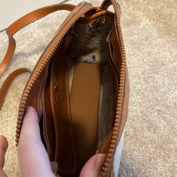 Dooney & Bourke White Leather Crossbody Bag - Picture 8 of 9